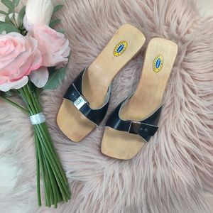 Dr.Scholl's black wooden slide sandles